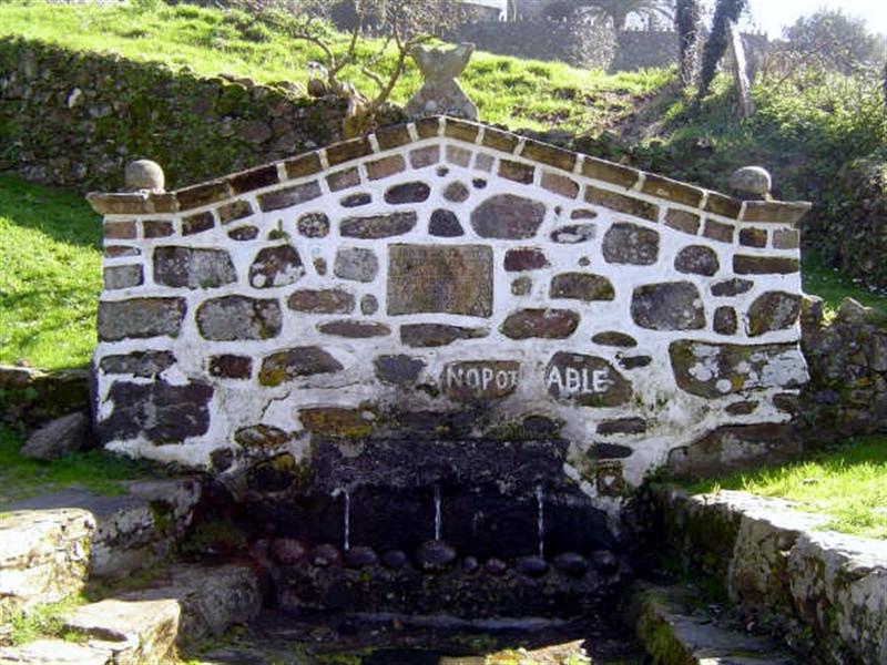 Fuente de los Tres Caños San Andrés de Teixido